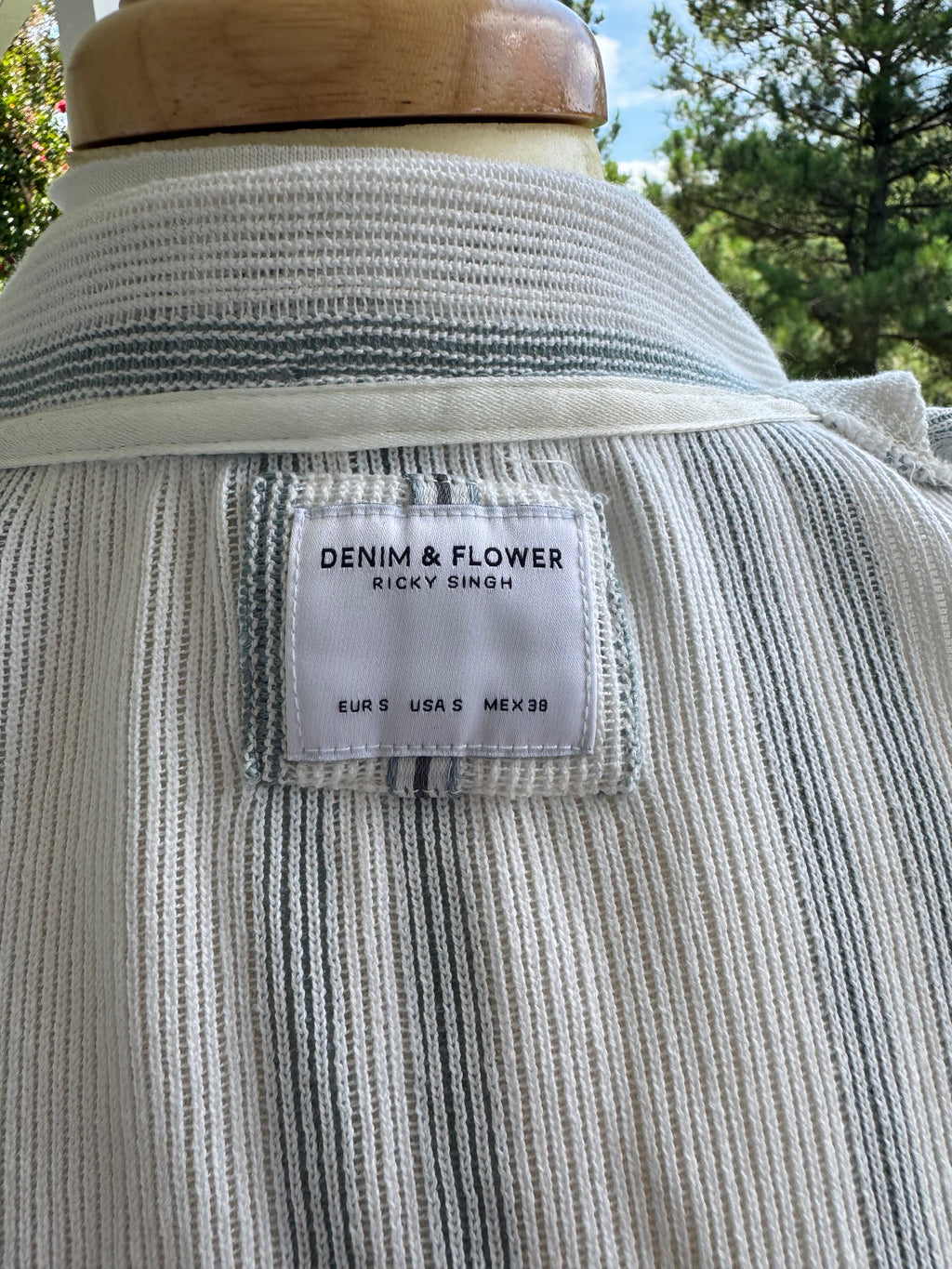 Denim & Flower Textured Camp Shirt