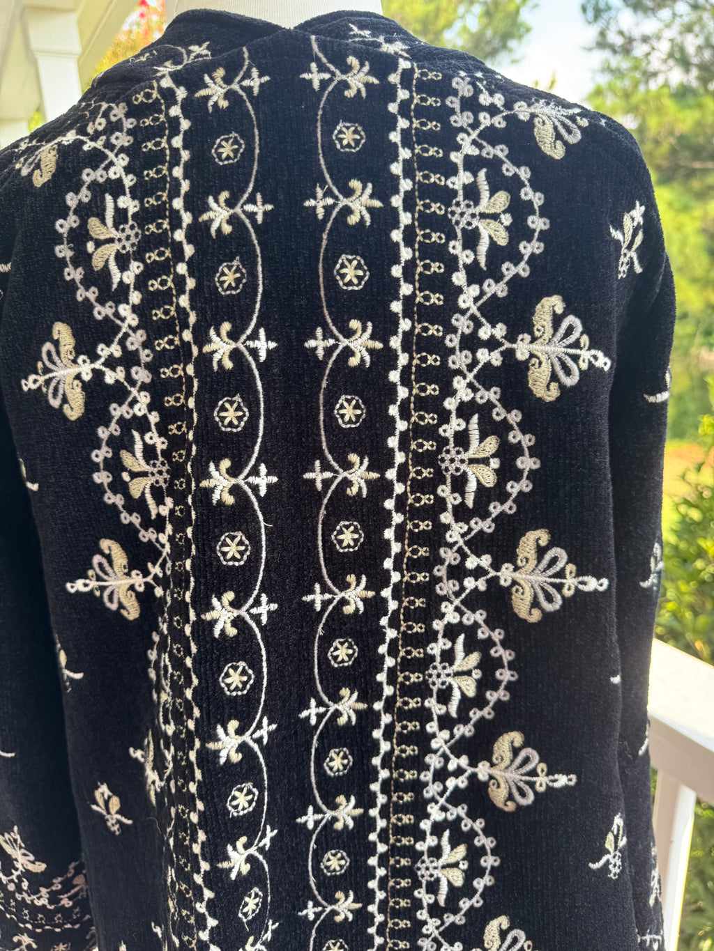 Soft Surroundings Embroidered Open Front Jacket