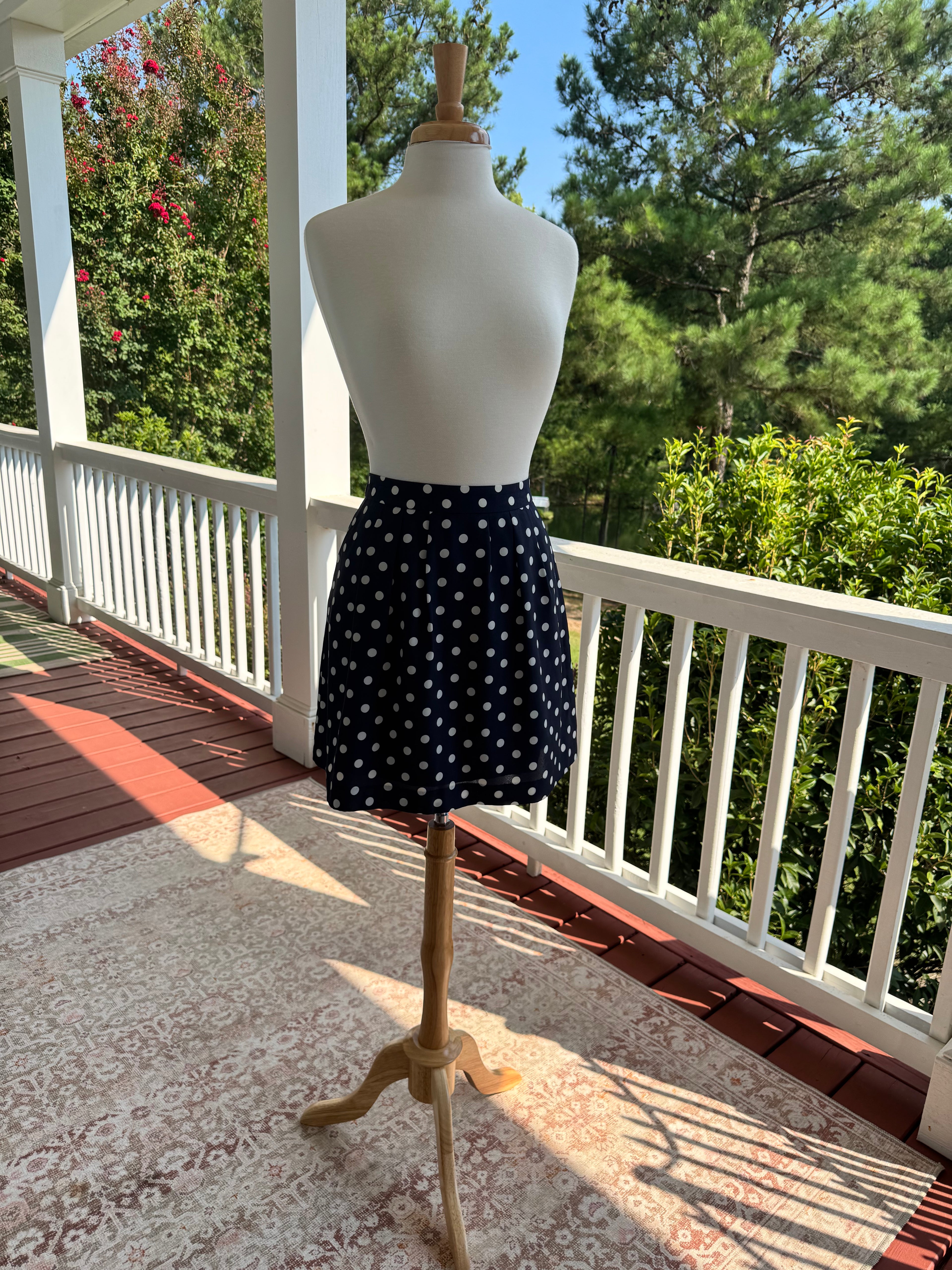 J. Crew Navy White Polka Dot Skirt Women's Size 4 Pleated A-Line