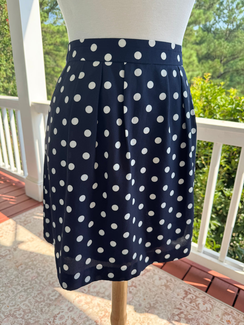 J. Crew Navy White Polka Dot Skirt Women's Size 4 Pleated A-Line
