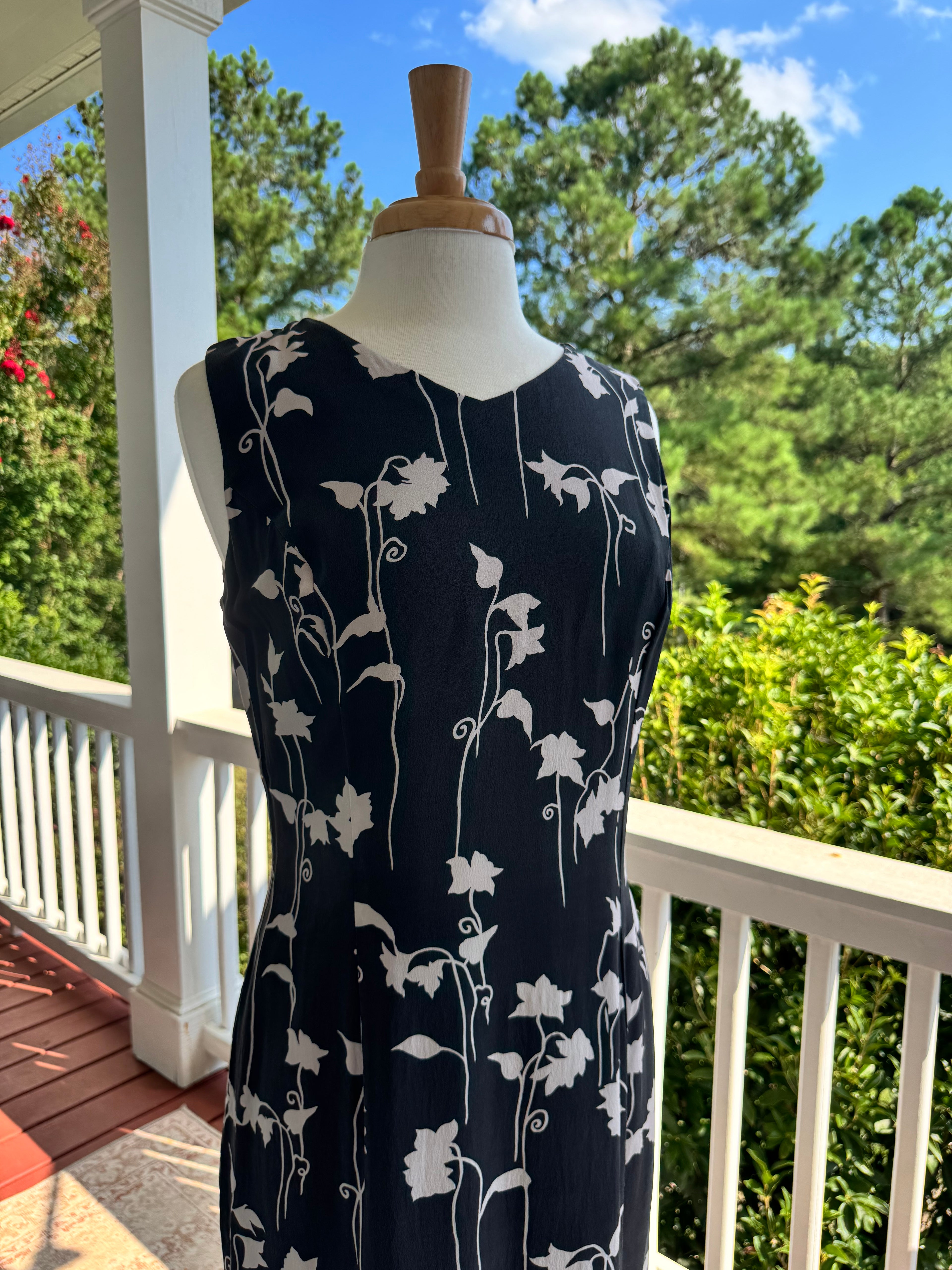 Vintage 1990s Patrick Collection 100% Silk Black & White Floral Sheath Dress