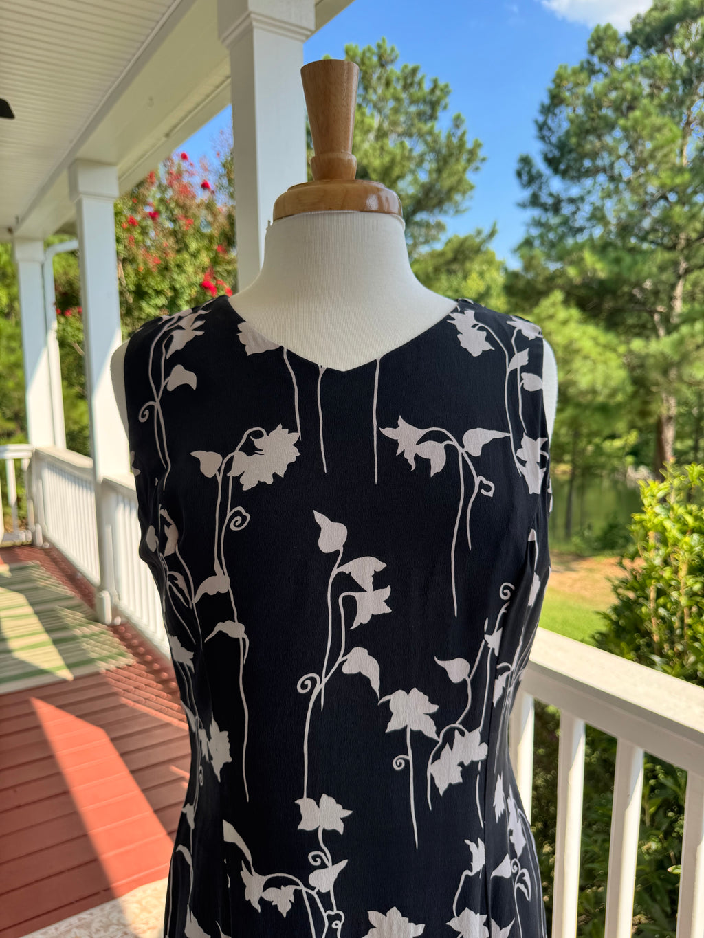 Vintage 1990s Patrick Collection 100% Silk Black & White Floral Sheath Dress