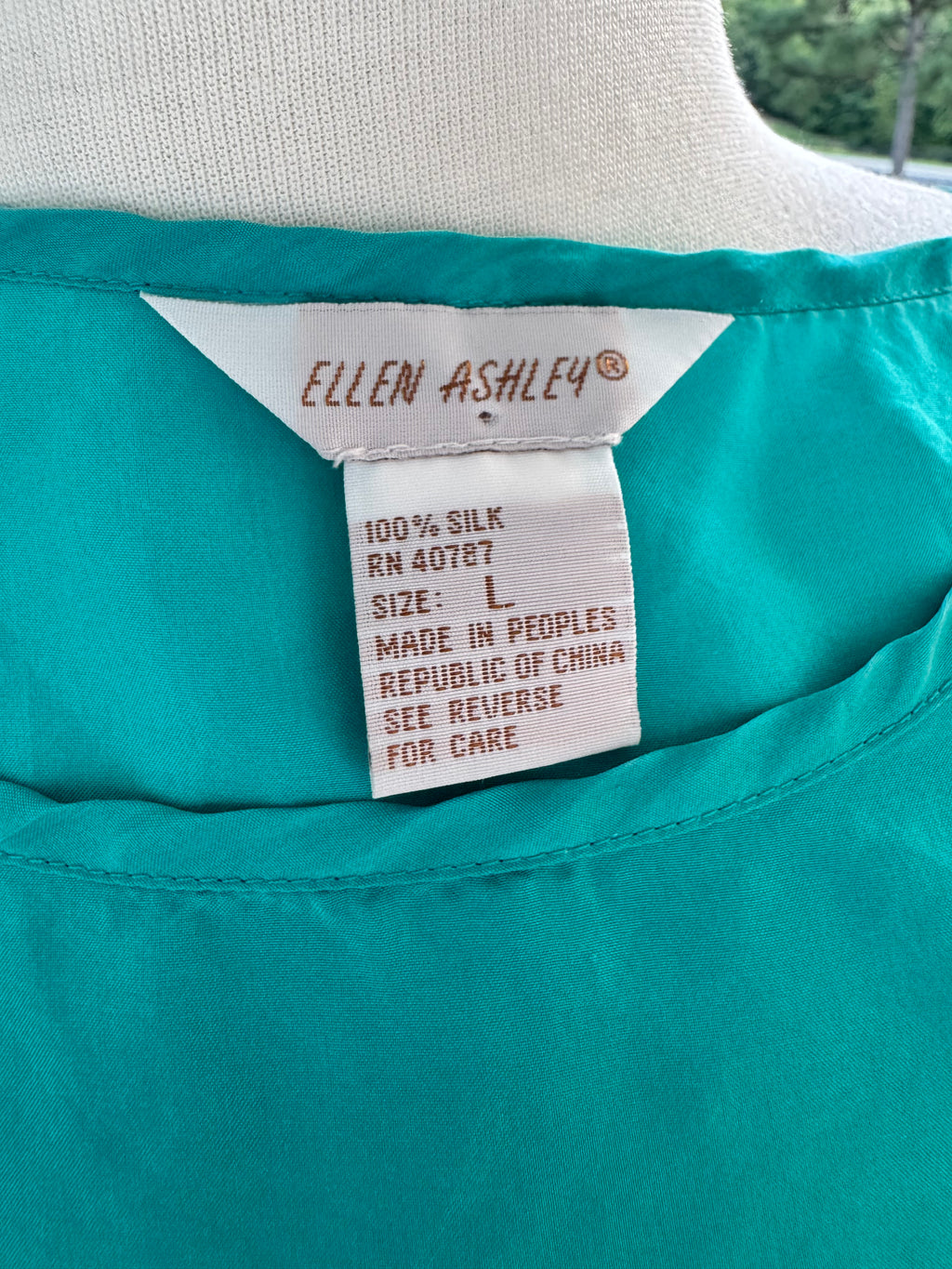 Ellen Ashely 100% Silk Shell Top