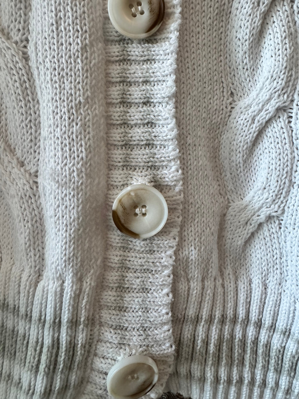 Z Supply Women's L White Cable Knit Sweater Vest Button Front V-Neck
