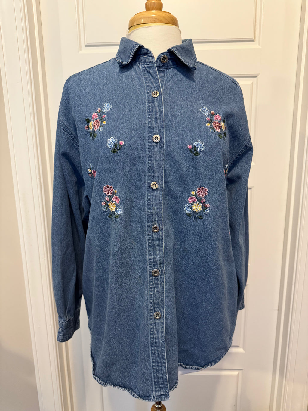 Vintage 90s Premier International Floral Embroidered Denim Shirt XL