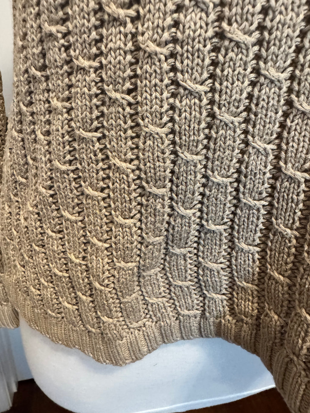 Vintage 90s Liz Claiborne Beige Textured Cable Knit V-Neck Sweater